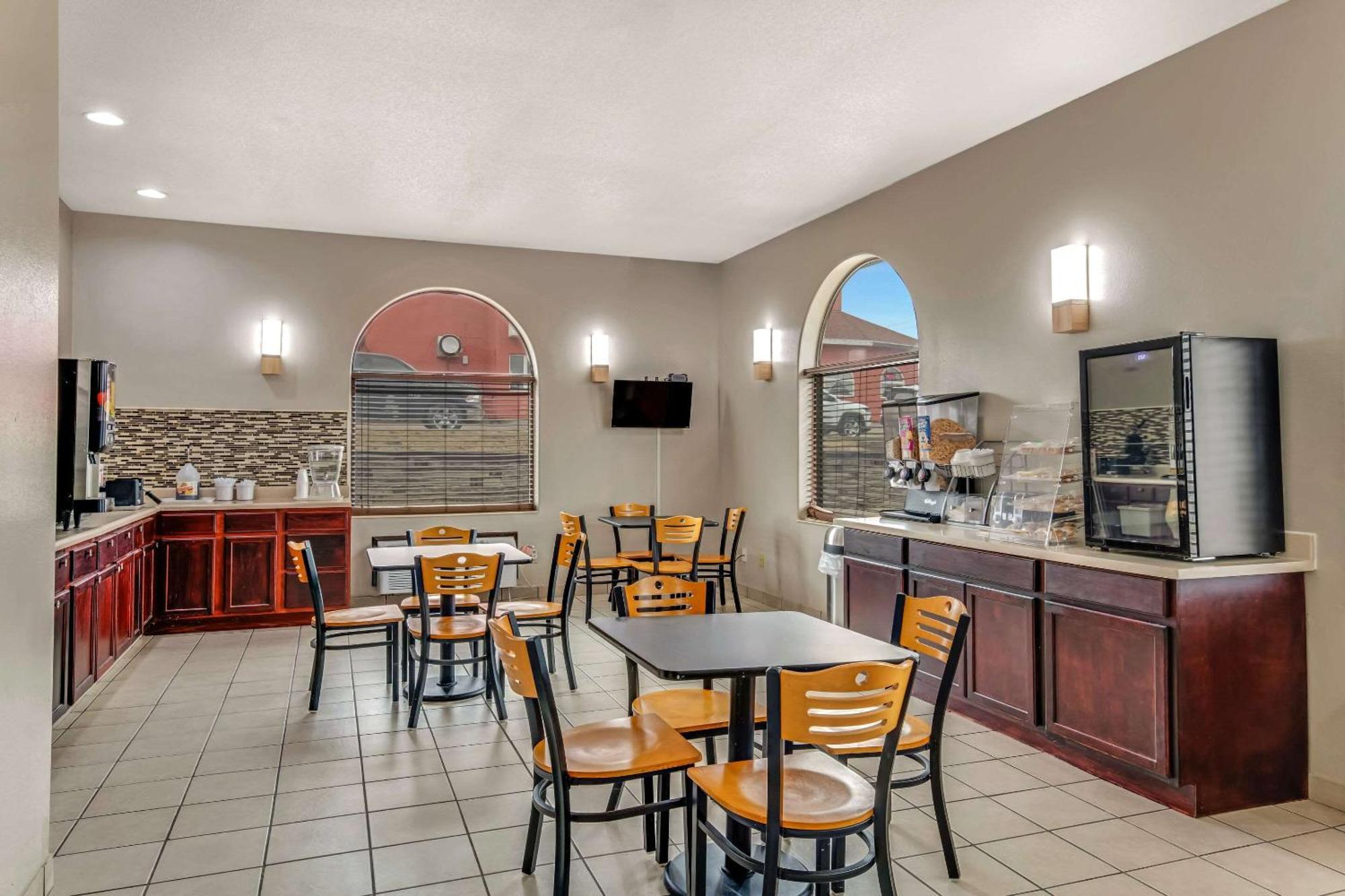Rodeway Inn Red Oak Ngoại thất bức ảnh
