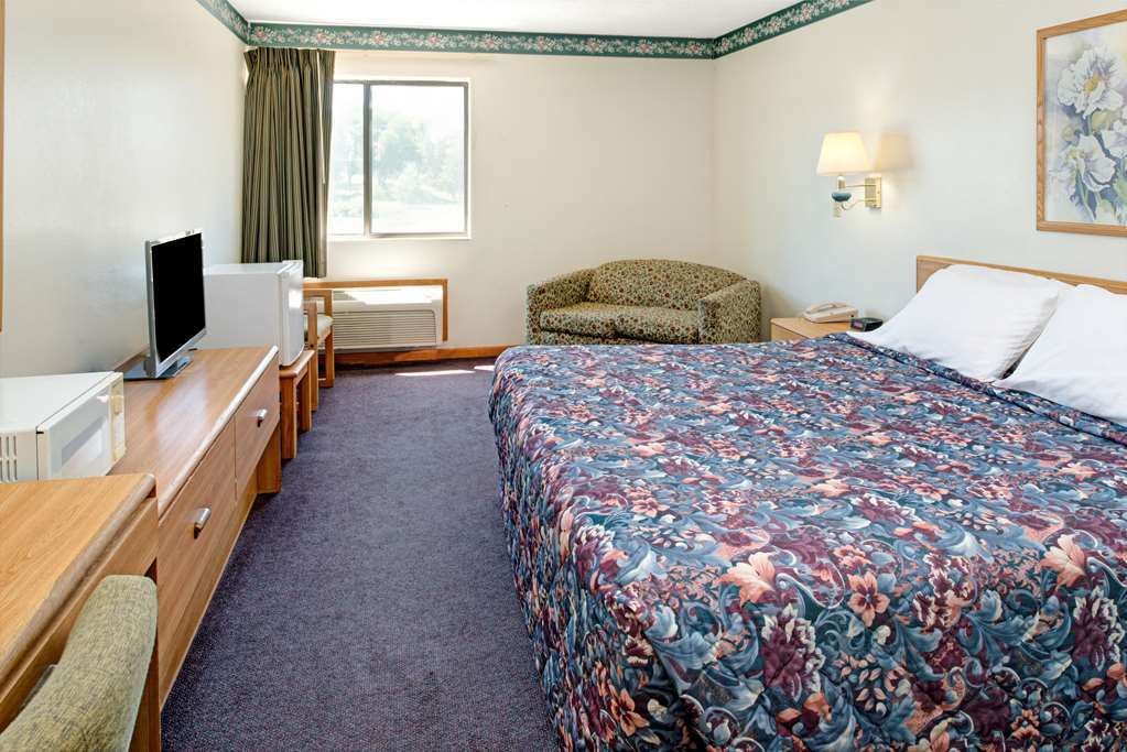 Rodeway Inn Red Oak Phòng bức ảnh